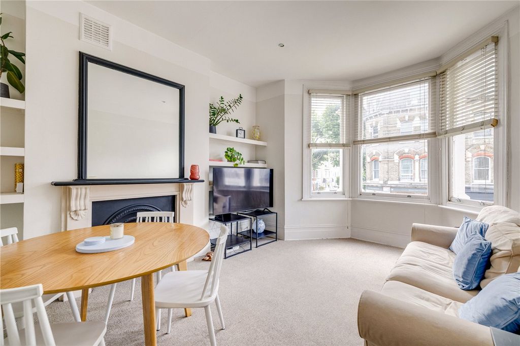 Property photo 1 of 10 Picture No. 02
