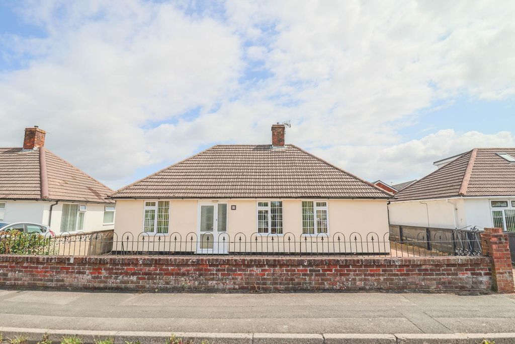 Property photo 3 of 19