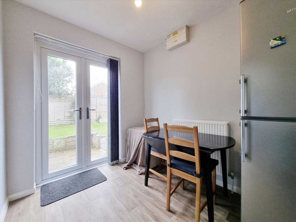 Property photo 3 of 9 Dining Room: