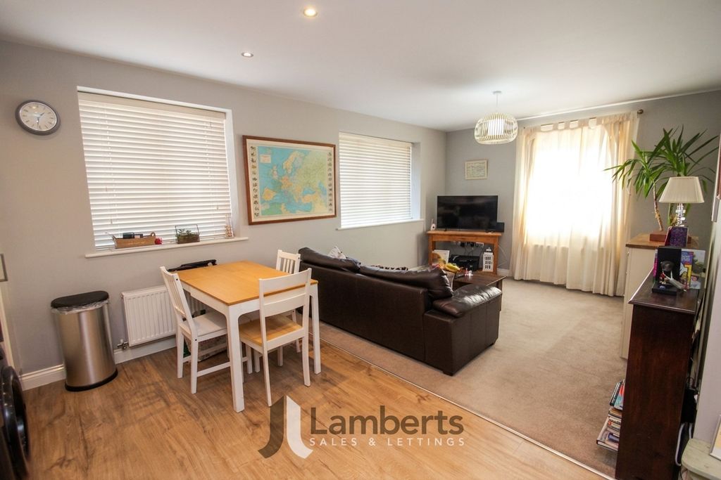 Property photo 3 of 15 Open Plan Living Space