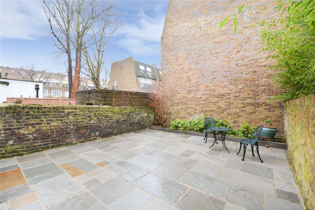 Property photo 2 of 6 Picture No. 08