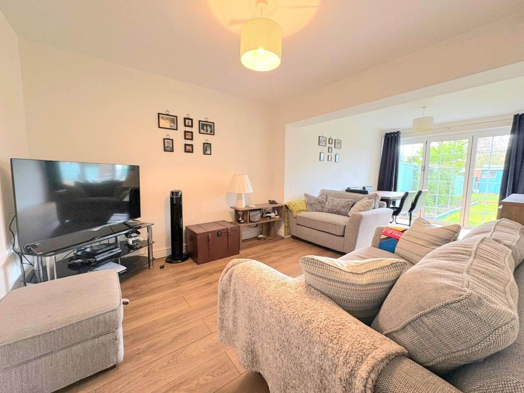 Property photo 3 of 21