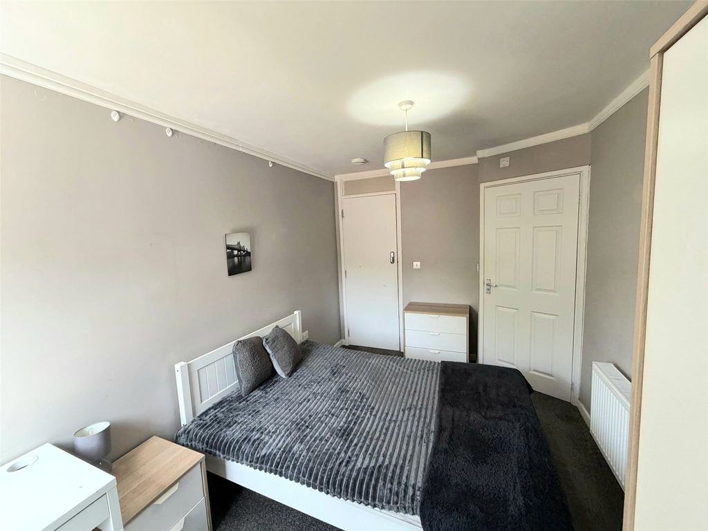 Property photo 1 of 10 Picture No. 37