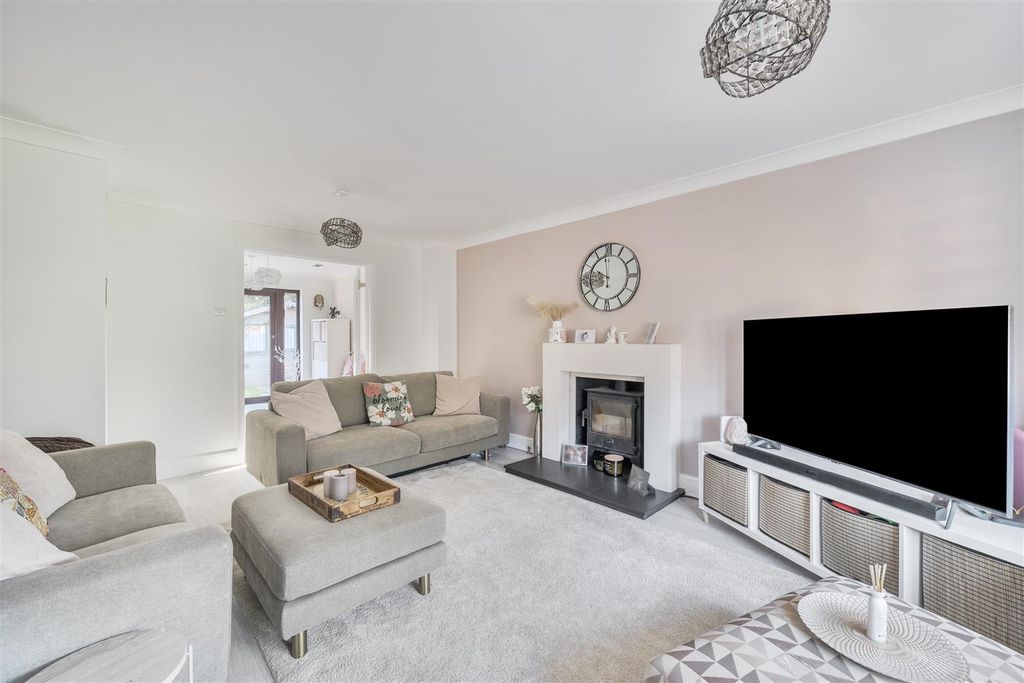 Property photo 3 of 18 1360593-8-68Da51d131F00.Jpg