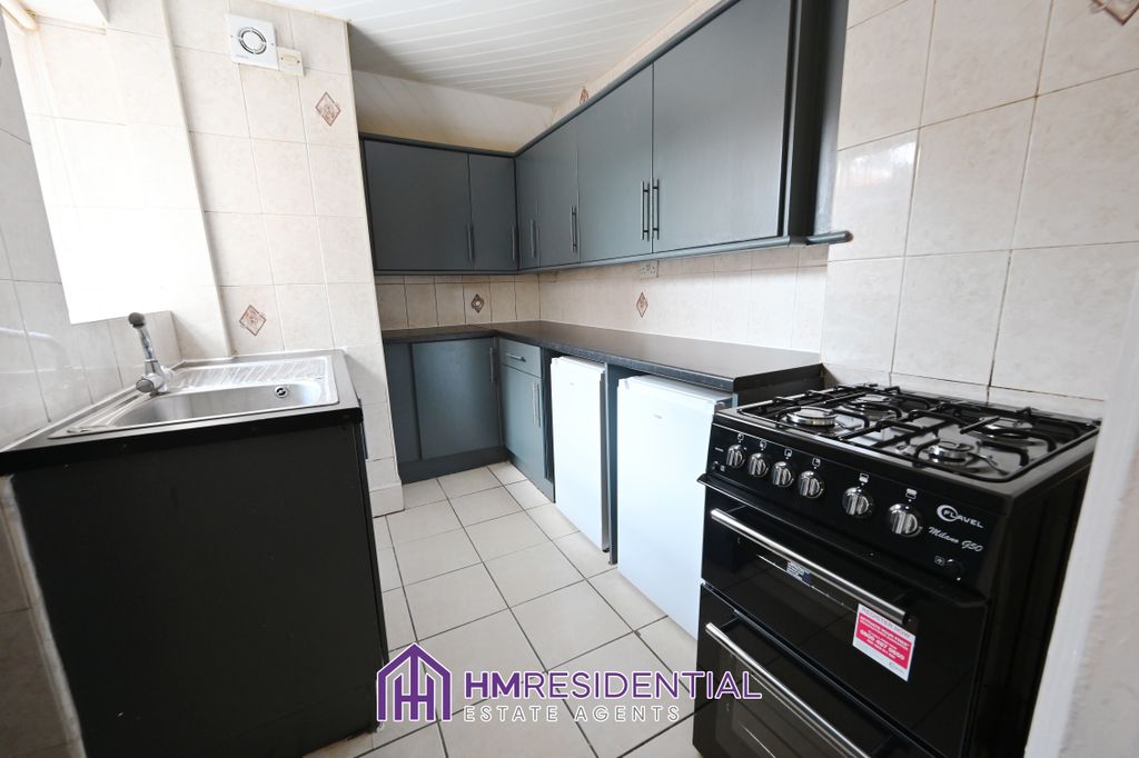 Property photo 3 of 8 Img_440_3_Original.Jpg