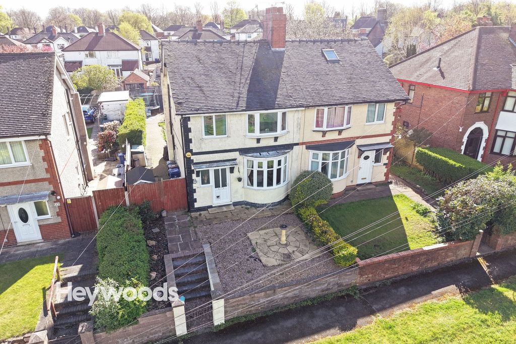 Property photo 1 of 41