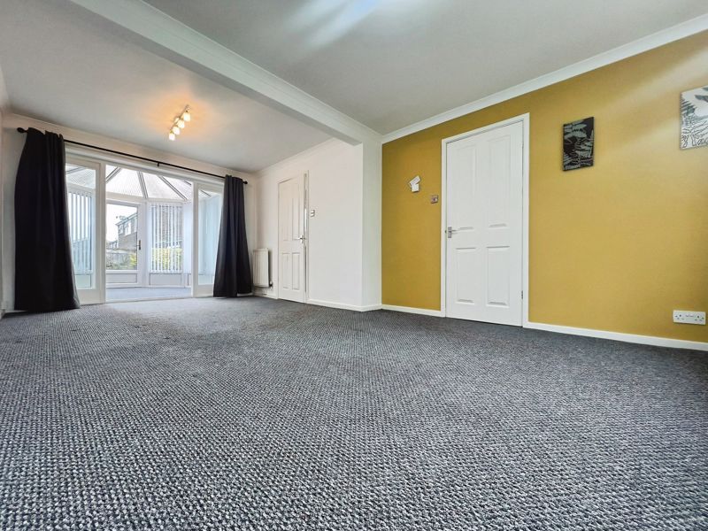 Property photo 3 of 18 Photo 17