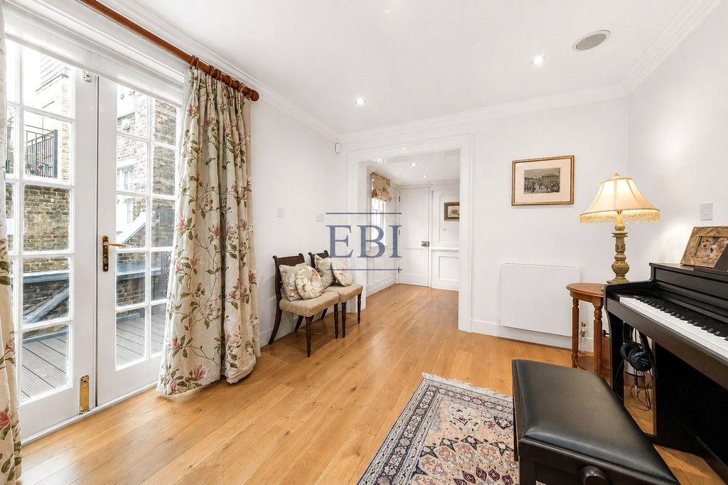 Property photo 3 of 10 Picture No. 24