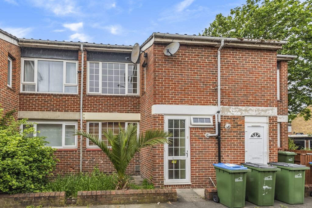 Property photo 2 of 8 728176 (1)