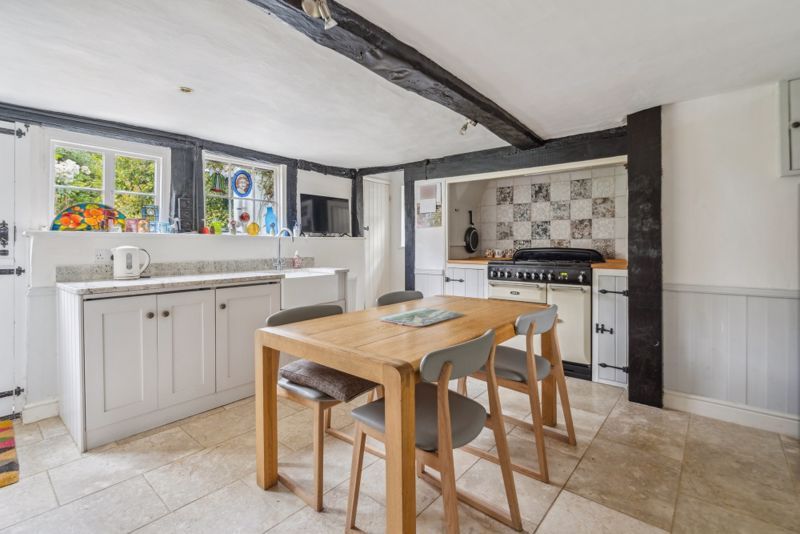 Property photo 3 of 19 Photo 11