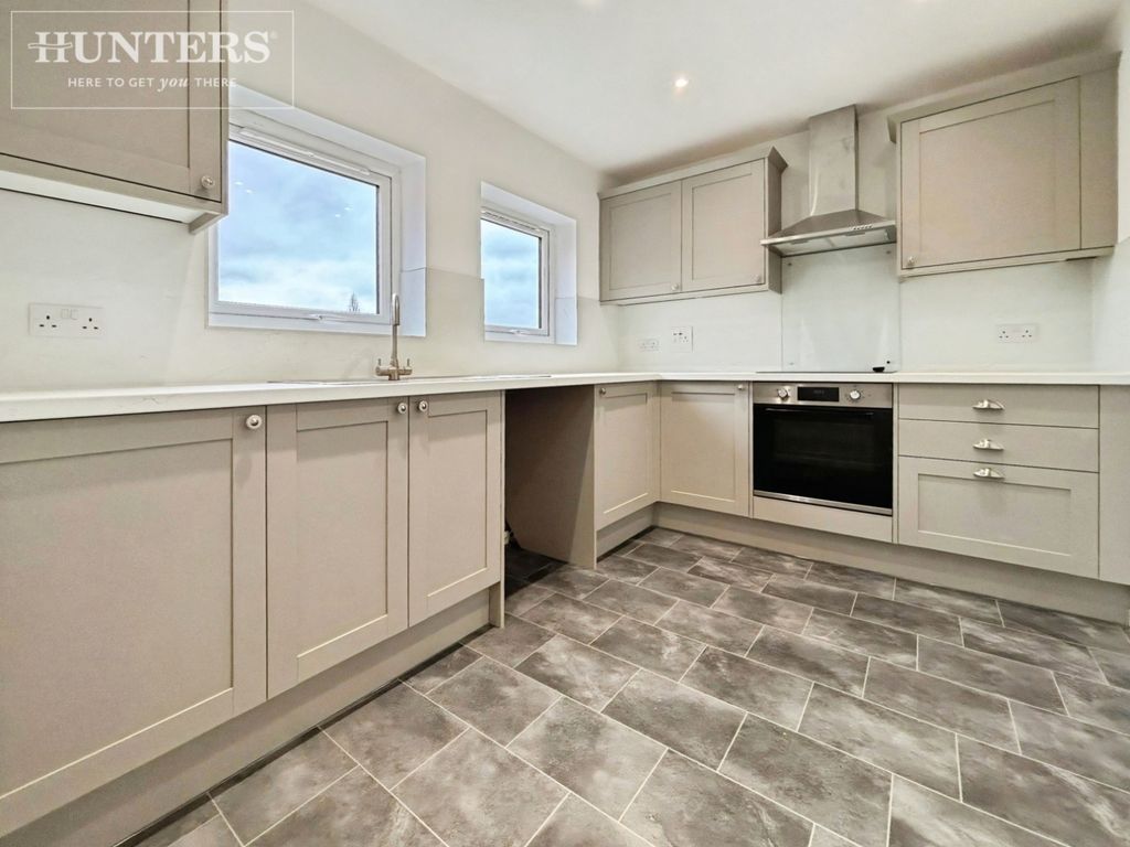 Property photo 1 of 9 Pbox-Img.Jpeg