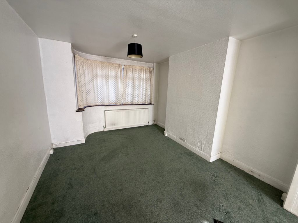 Property photo 2 of 7 Gallery