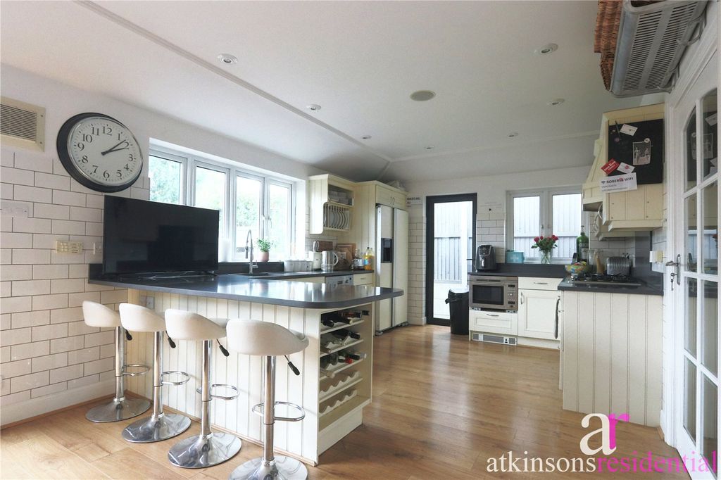 Property photo 3 of 36 Picture No. 43