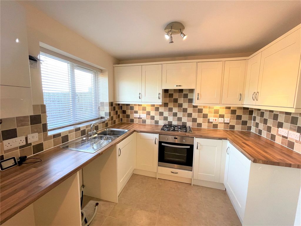 Property photo 2 of 8 Picture No. 03