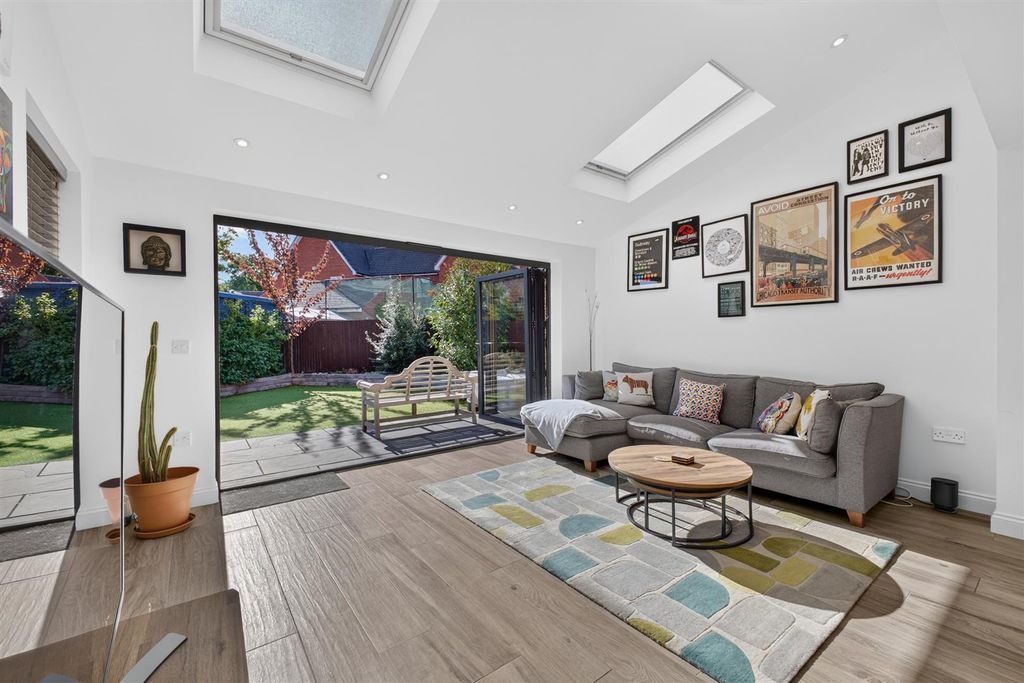 Property photo 3 of 25 2Ashcraftclweb29.Jpg