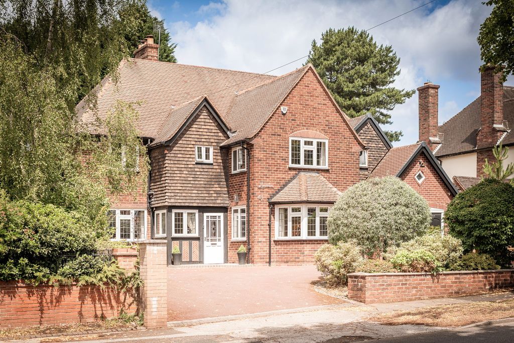 Property photo 1 of 76