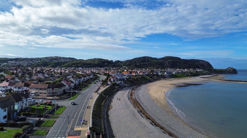 Property photo 2 of 43 Photo 38