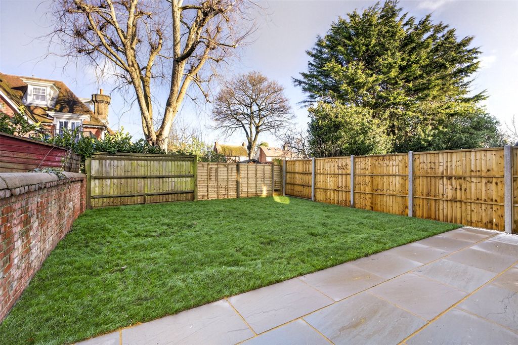 Property photo 2 of 27 Picture No. 45