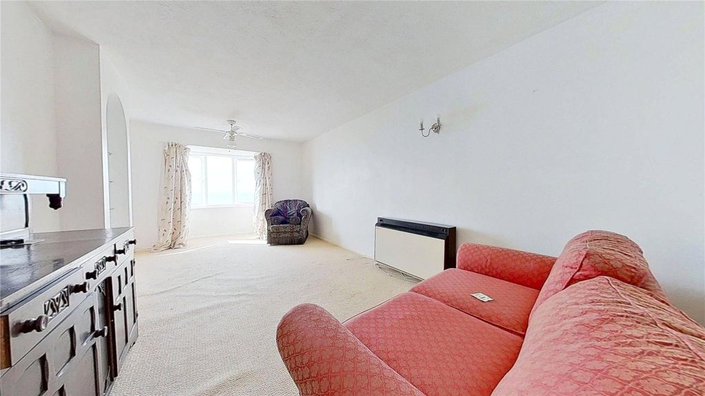Property photo 2 of 14 Picture No. 06