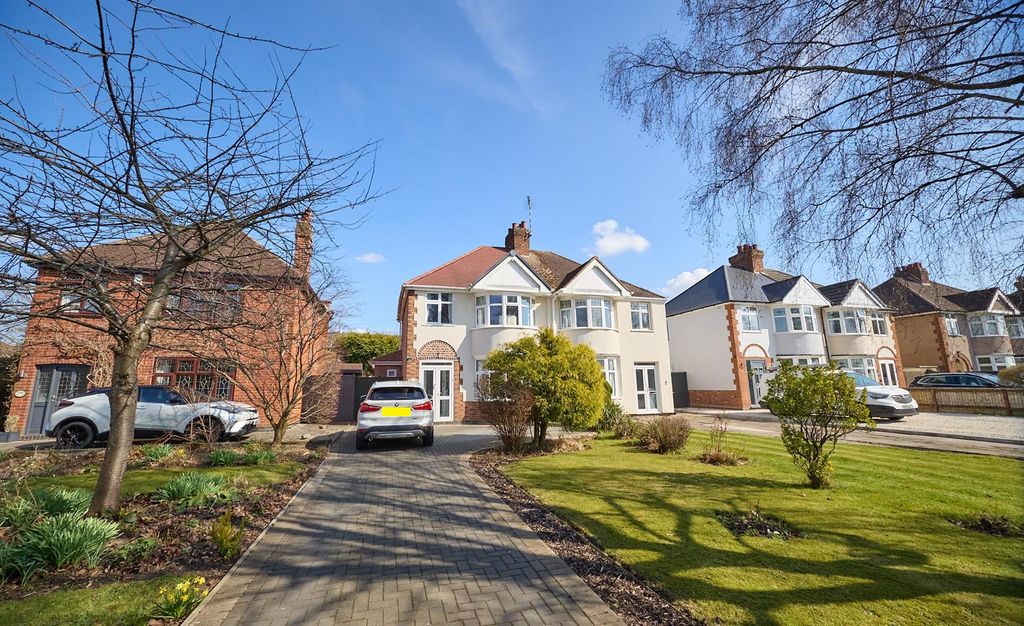 Property photo 1 of 16 Rugby Road.Png