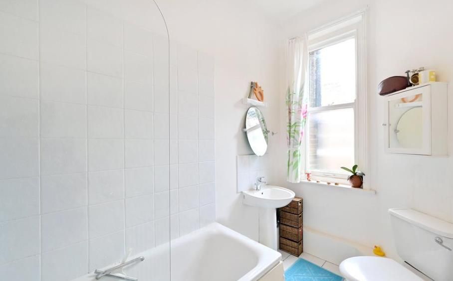 Property photo 3 of 5 120 Montagu Mansions 3 14.01.Png