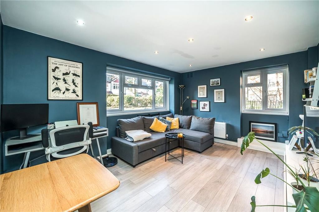 Property photo 1 of 5