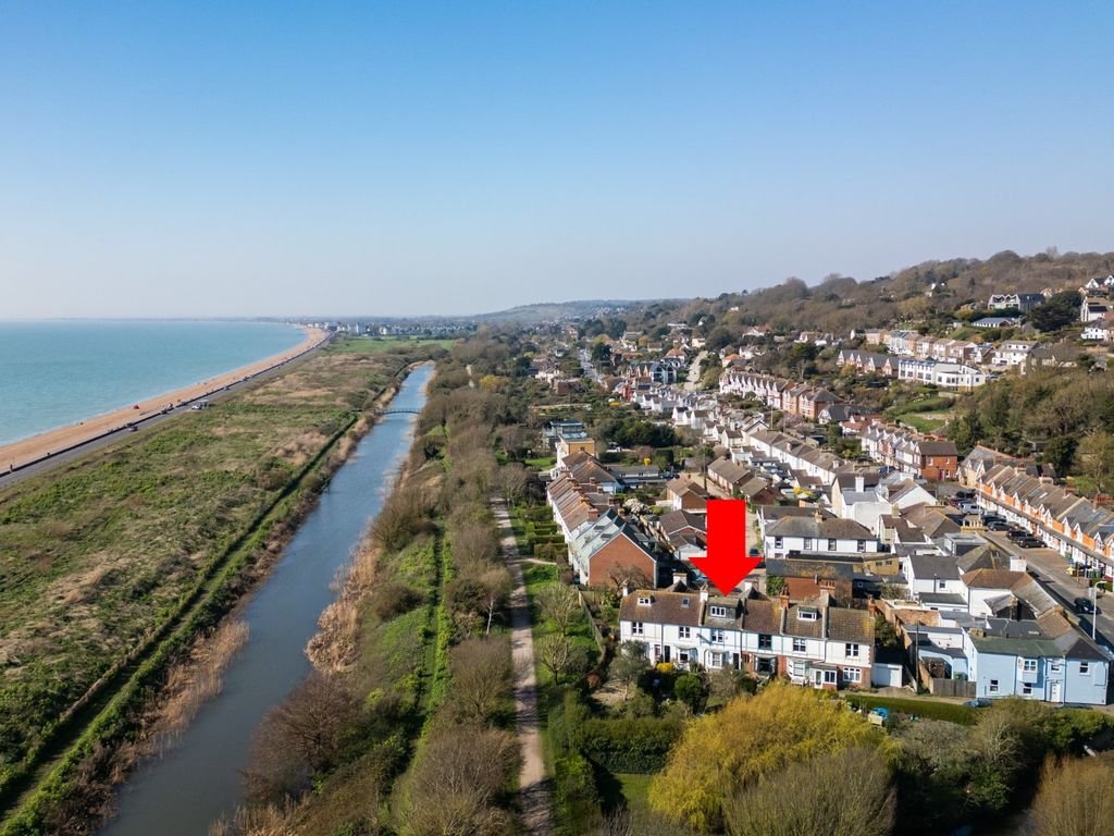 Property photo 2 of 33 Local Area