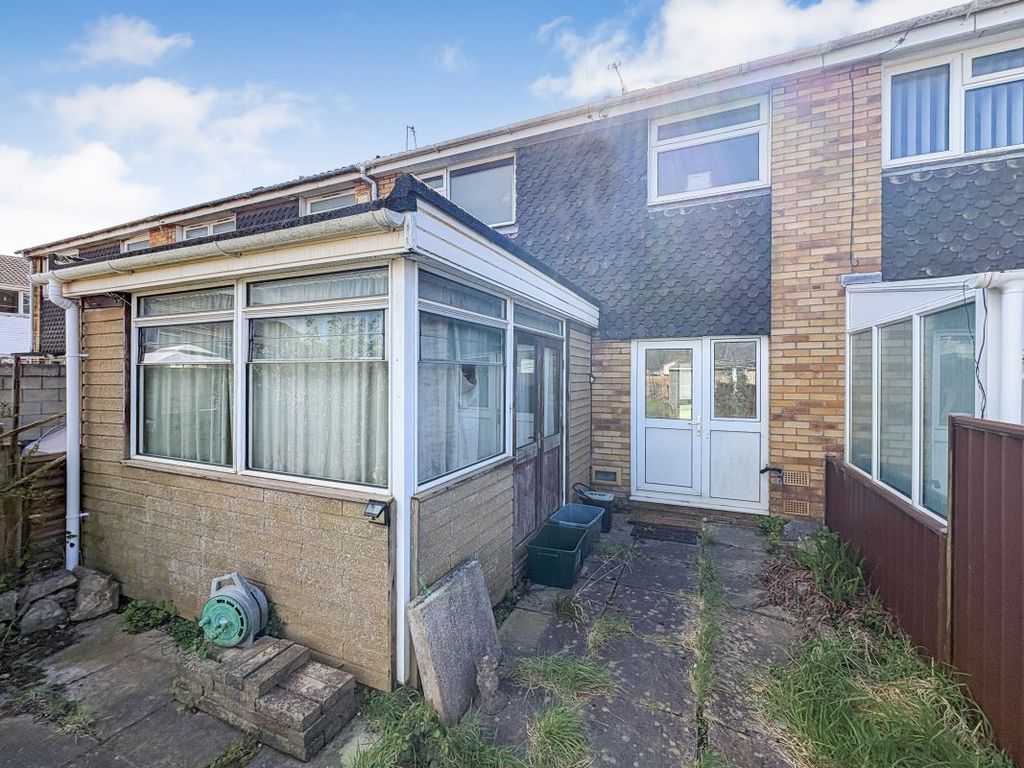 Property photo 2 of 11