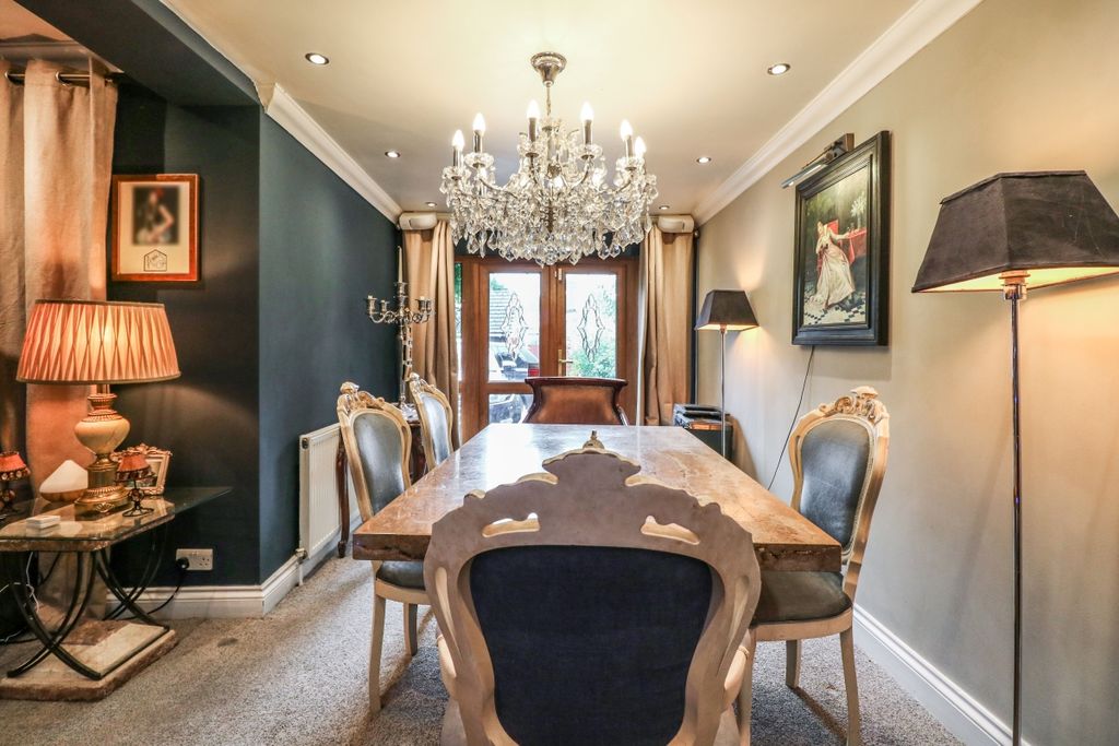 Property photo 2 of 13 Dining Area