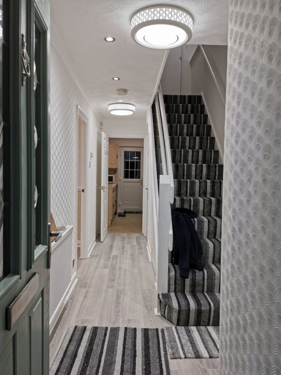 Property photo 3 of 13 Photo 1