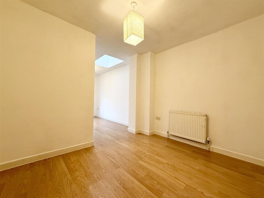 Property photo 3 of 18 Img_E8735.Jpg