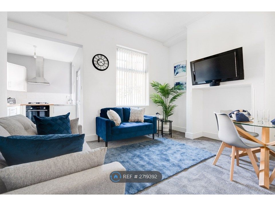 Property photo 1 of 27