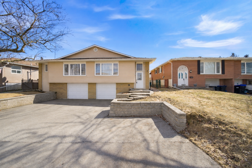 Property photo 1 of 23