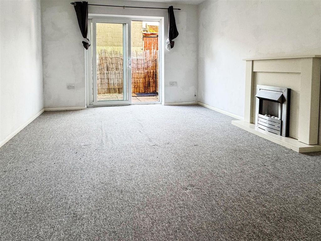 Property photo 3 of 11 Img_2437.Jpg