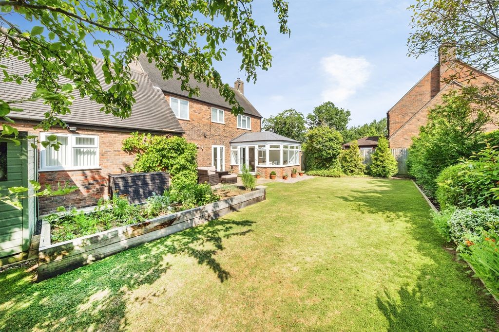 Property photo 2 of 18