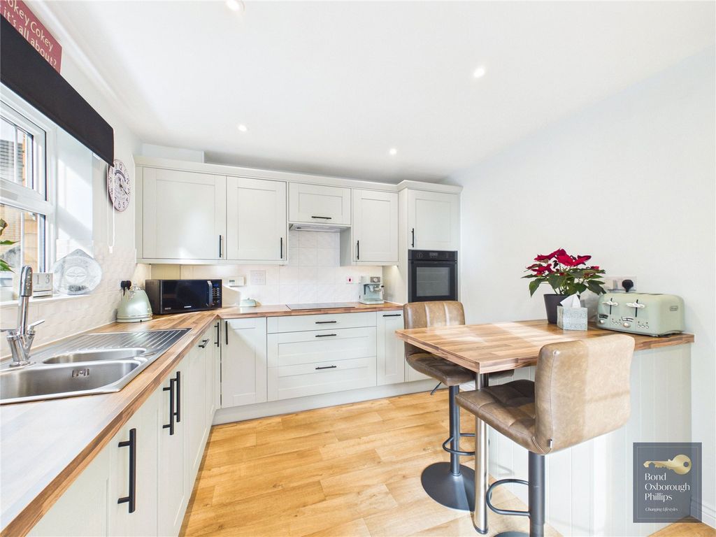 Property photo 2 of 24 Picture No. 22