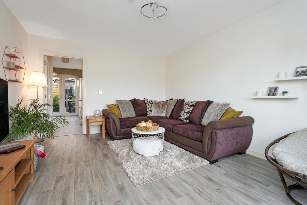 Property photo 2 of 28 Property Image 2