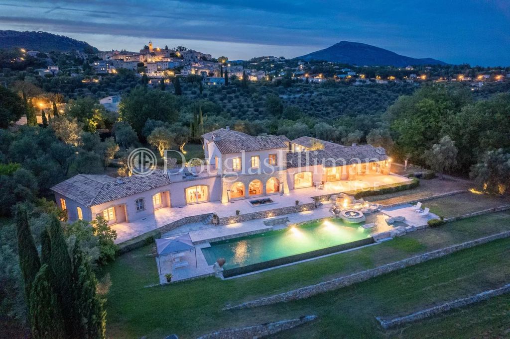 Property photo 1 of 28