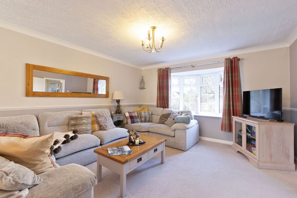 Property photo 3 of 15