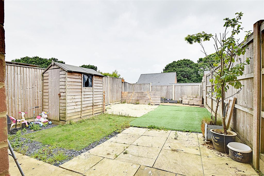 Property photo 3 of 10