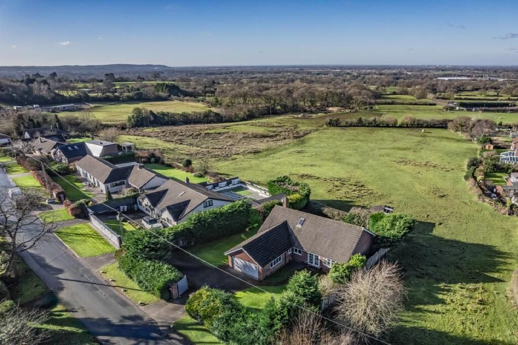 Property photo 1 of 16 Exterior