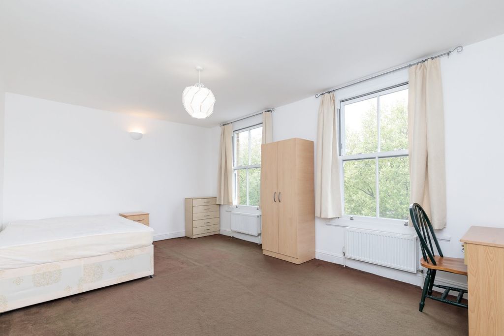 Property photo 1 of 15 Bedroom