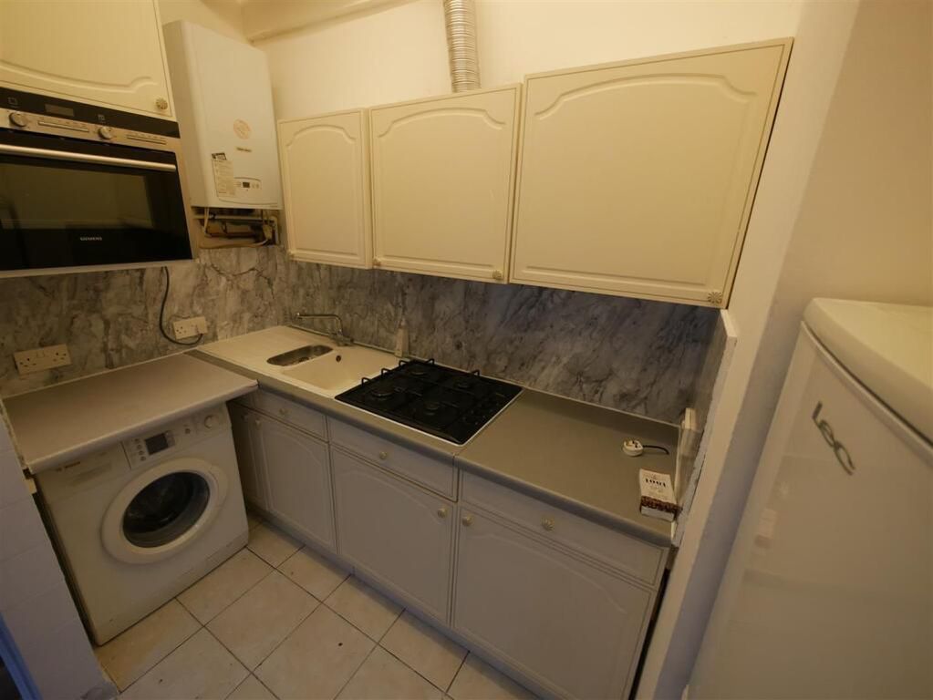 Property photo 2 of 7