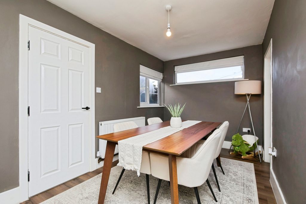 Property photo 3 of 19 Pbox-Img.Jpg