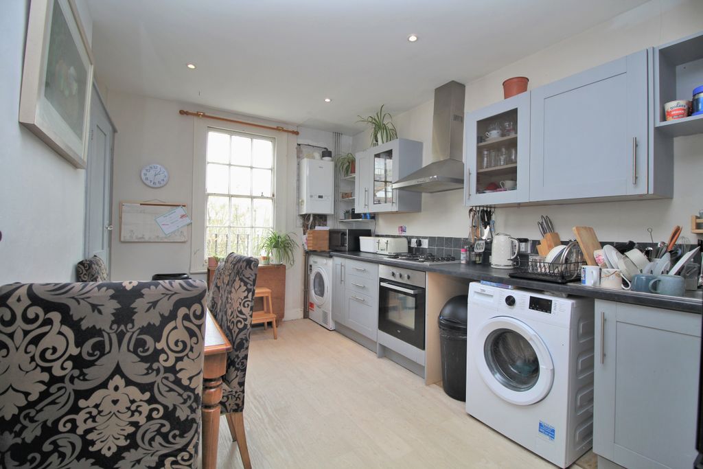 Property photo 2 of 15 38