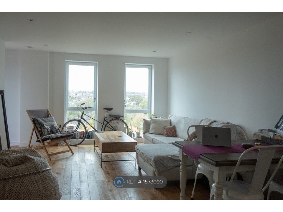 Property photo 2 of 11