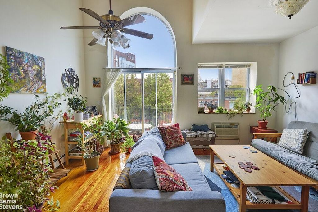 Property photo 3 of 13 <Alttext/>