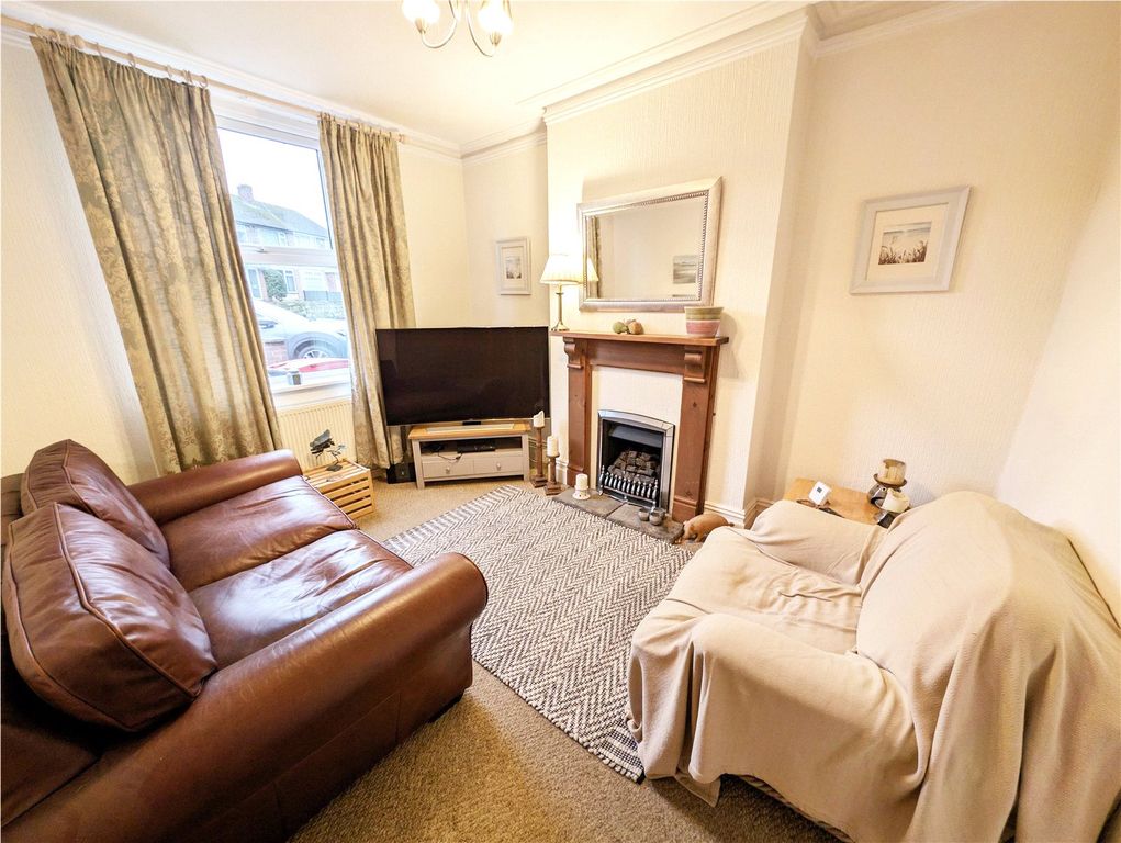 Property photo 2 of 14 Picture No. 27