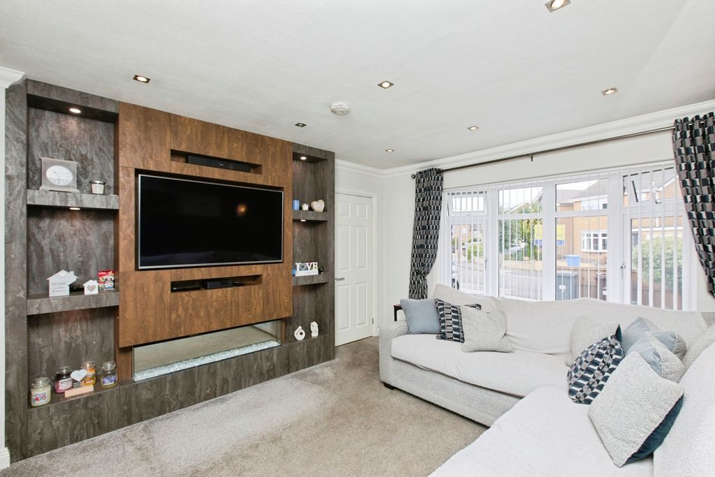 Property photo 2 of 17 Pbox-Img.Jpg