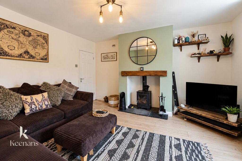 Property photo 1 of 27